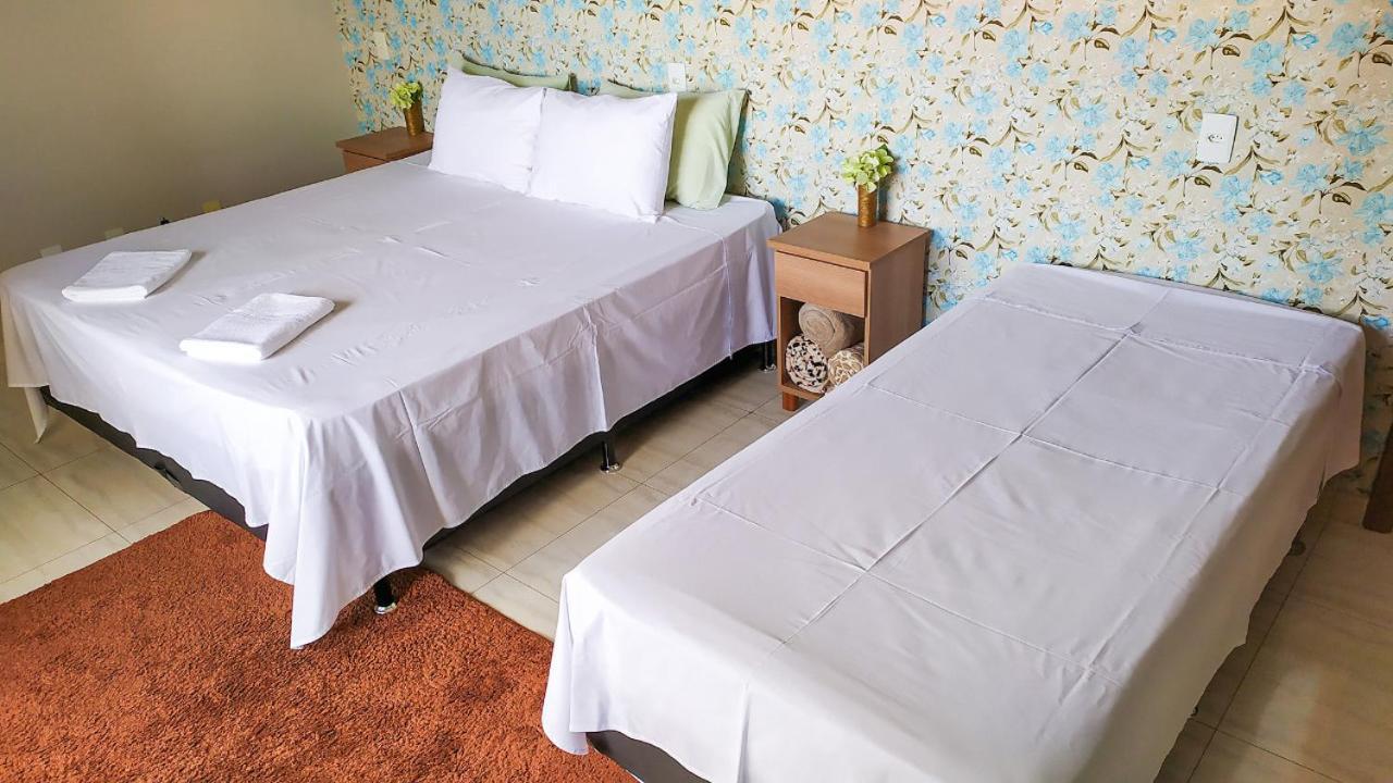 Pouso Oliveira Suites São João Batista do Glória Esterno foto