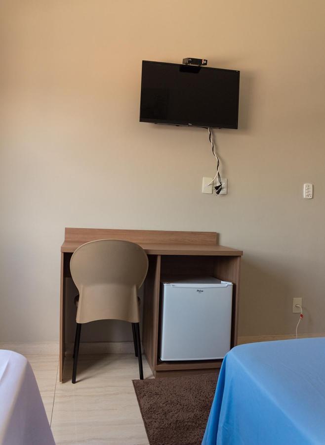 Pouso Oliveira Suites São João Batista do Glória Esterno foto