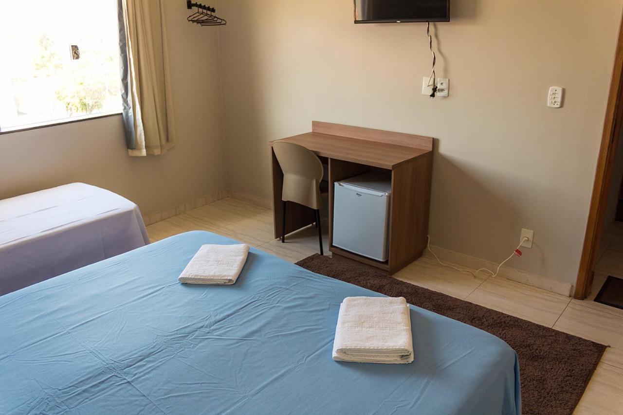 Pouso Oliveira Suites São João Batista do Glória Esterno foto